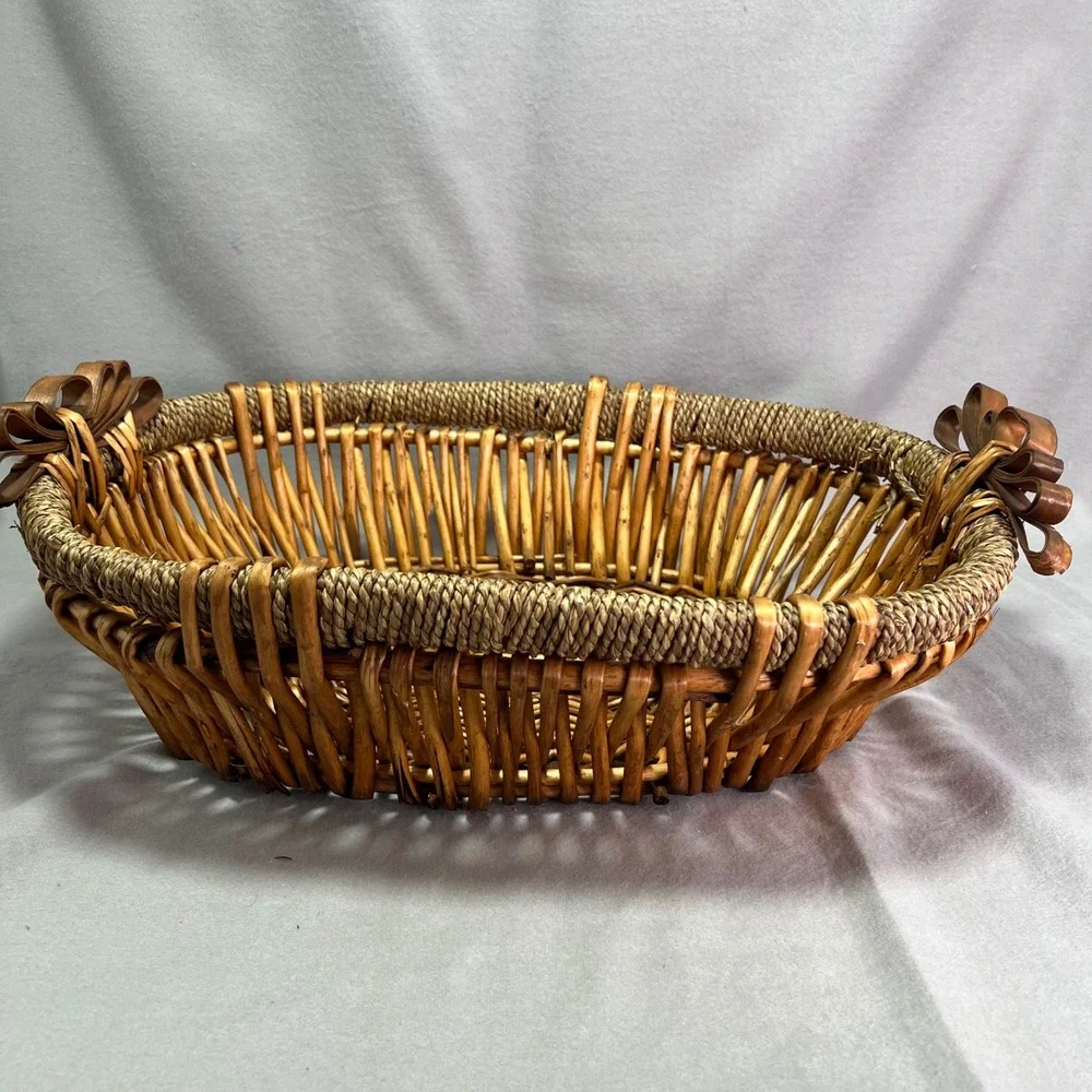 N/A vintage wicker
